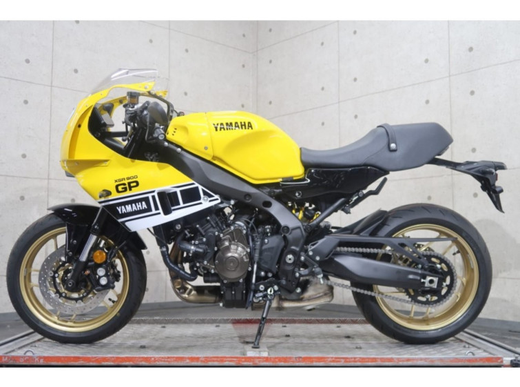 Мотоцикл Yamaha XSR900 GP з пробігом 1 km