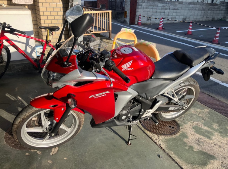 Мотоцикл Honda CBR250R с пробегом 17784 km
