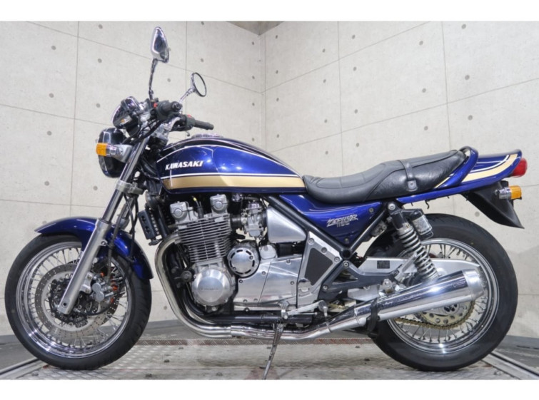 Мотоцикл Kawasaki ZEFAR 1100RS з пробігом 21768 km