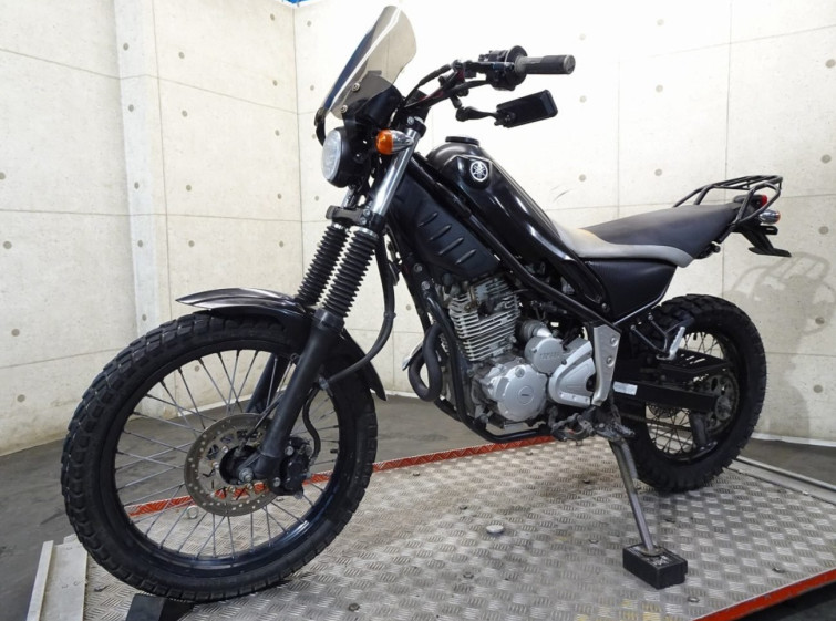Мотоцикл Yamaha TRICKER з пробігом 18607 km