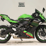 Мотоцикл Kawasaki NINJA ZX-25R з пробігом 4094 km