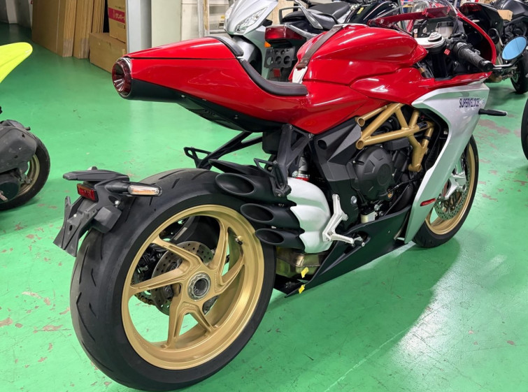 Мотоцикл MV Agusta SUPERVELOCE з пробігом 5503 km