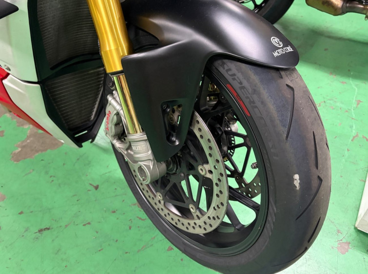 Мотоцикл Ducati STREET FIGHTER V4S з пробігом 19916 km