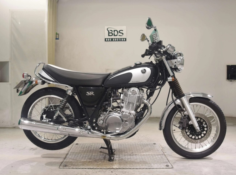 Мотоцикл Yamaha SR400 с пробегом 2363 km