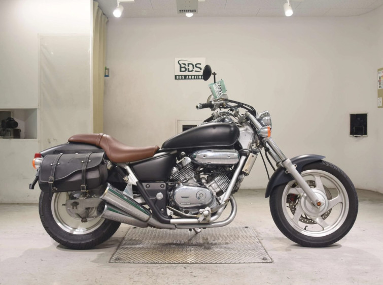 Мотоцикл Honda MAGNA250 з пробігом 38641 km