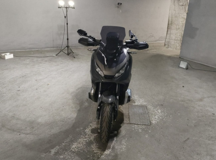 Мотоцикл Honda X-ADV750 з пробігом 3732 km