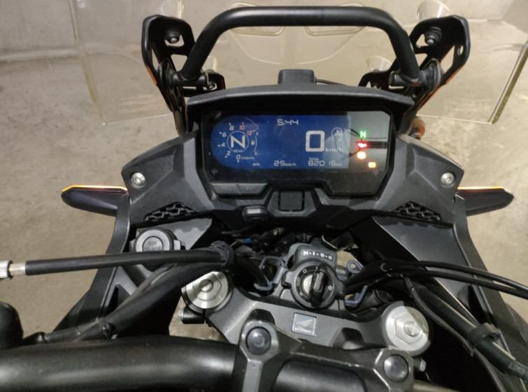 Мотоцикл Honda 400X с пробегом 82015 km