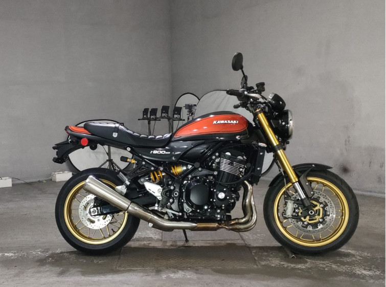 Мотоцикл Kawasaki Z900RS SE с пробегом 1950 km