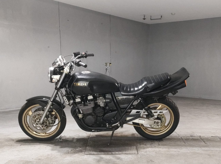 Мотоцикл Yamaha XJR400 с пробегом 5554 km