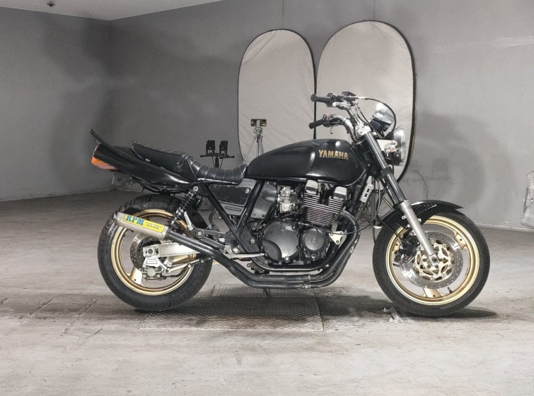 Мотоцикл Yamaha XJR400 с пробегом 5554 km