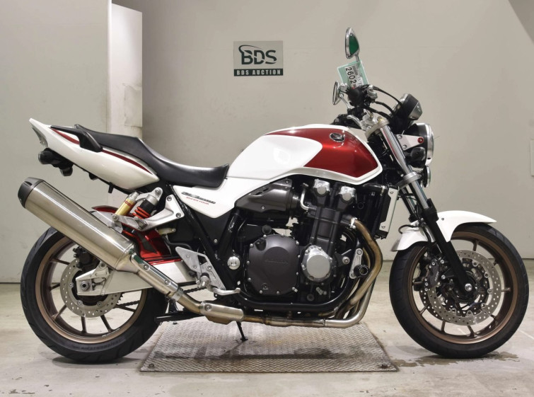 Мотоцикл Honda CB1300SF с пробегом 12719 km
