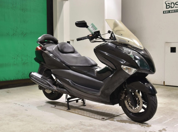 Мотоцикл Yamaha MAJESTY250 з пробігом 132611 km