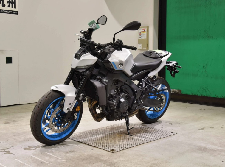 Мотоцикл Yamaha MT-09 с пробегом 114 km