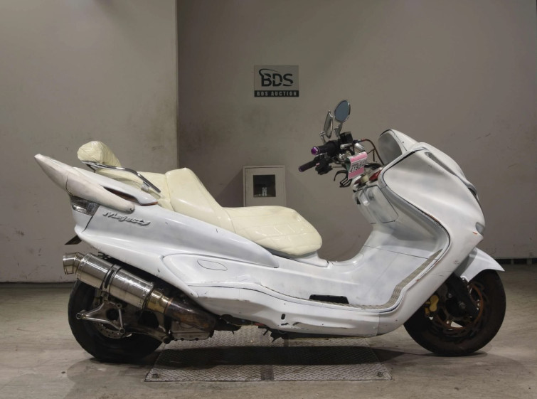 Мотоцикл Yamaha MAJESTY250 з пробігом 27988 km