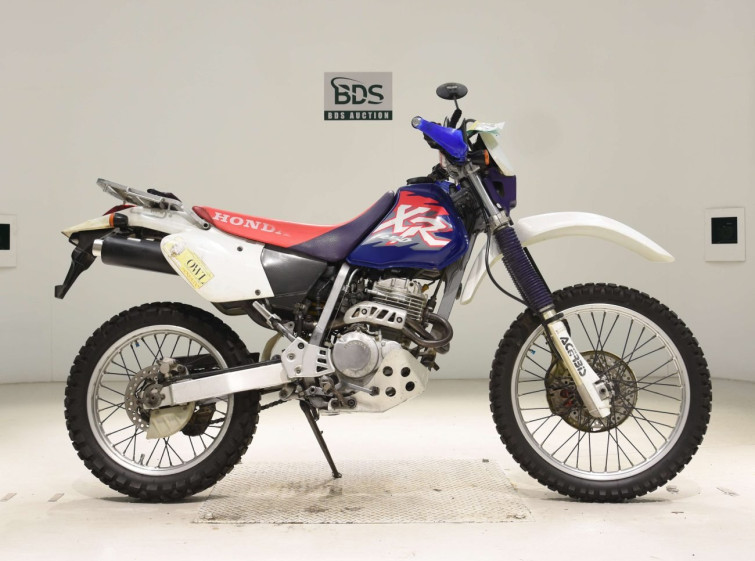 Мотоцикл Honda XR250