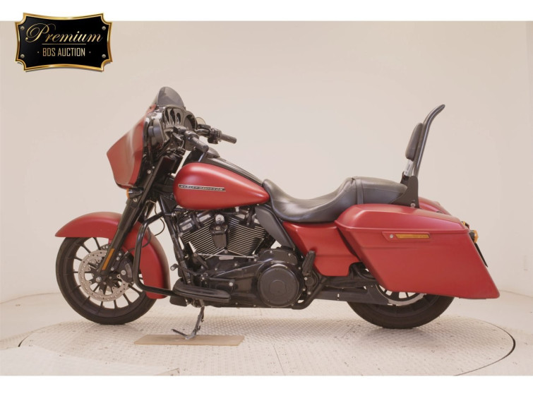 Мотоцикл HD STREET GLIDE FLHXS1870 с пробегом 19488 km