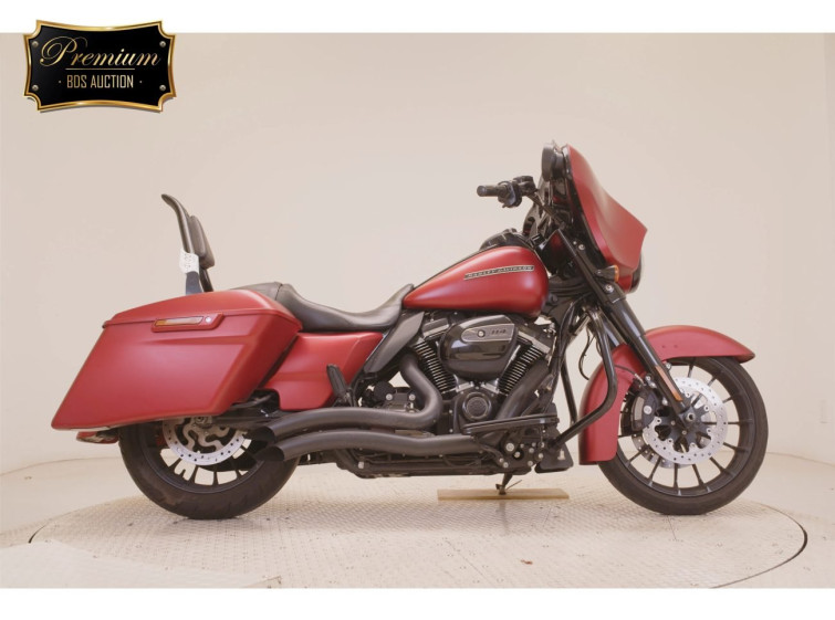 Мотоцикл HD STREET GLIDE FLHXS1870 с пробегом 19488 km