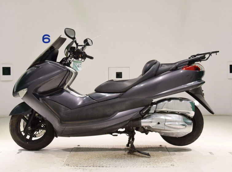 Мотоцикл Yamaha MAJESTY250 з пробігом 15734 km