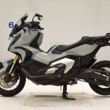 Мотоцикл Honda X-ADV750-2
