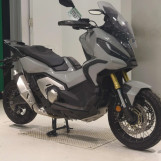 Мотоцикл Honda X-ADV750-2