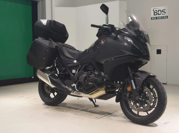 Мотоцикл Honda NT1100 с пробегом 10585 km
