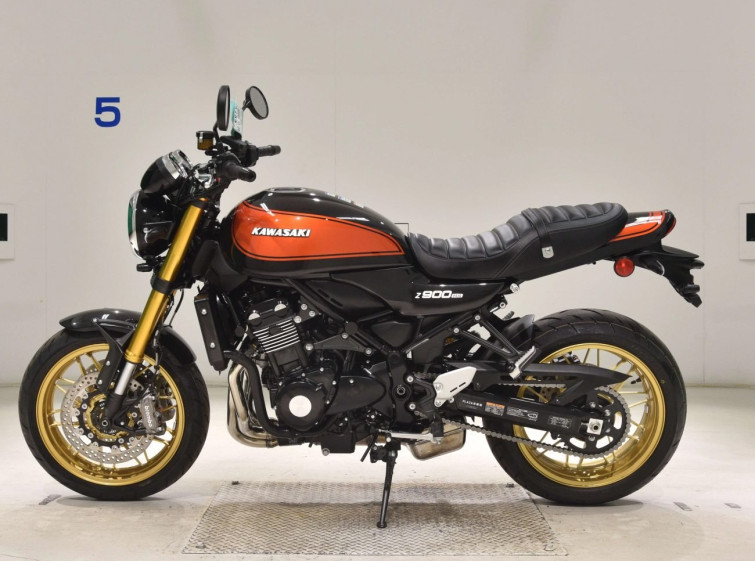Мотоцикл Kawasaki Z900RS з пробігом 40 km