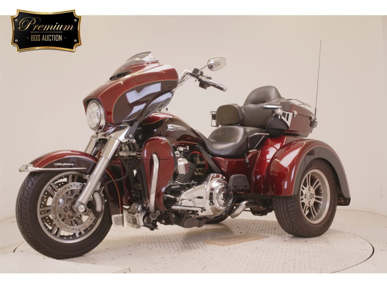 Мотоцикл HD TRI GLIDE ULTRA CLASSIC FLHTCUTG1690 с пробегом 35548 km