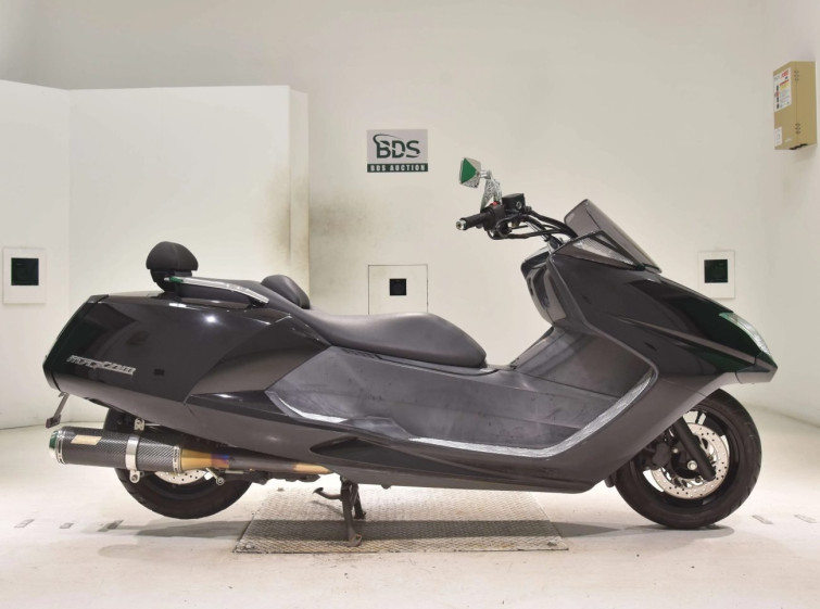 Мотоцикл Yamaha MAXAM250 з пробігом 2728 km
