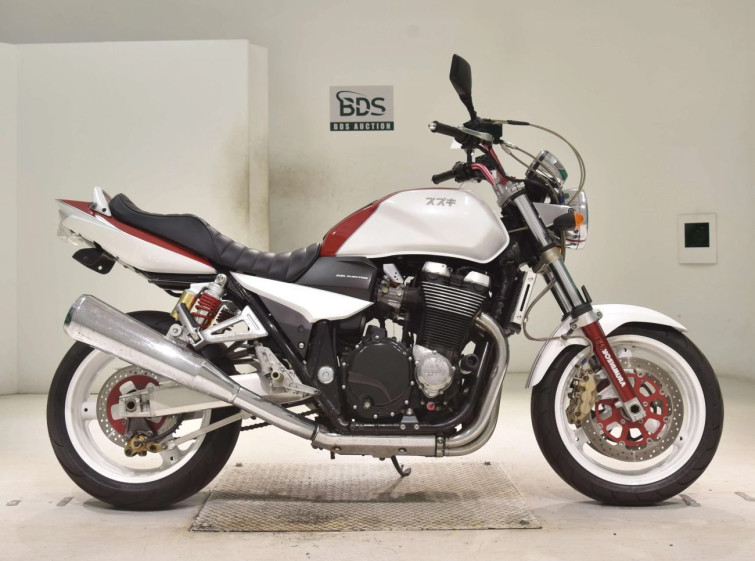 Мотоцикл Suzuki GSX1400 з пробігом 10351 km