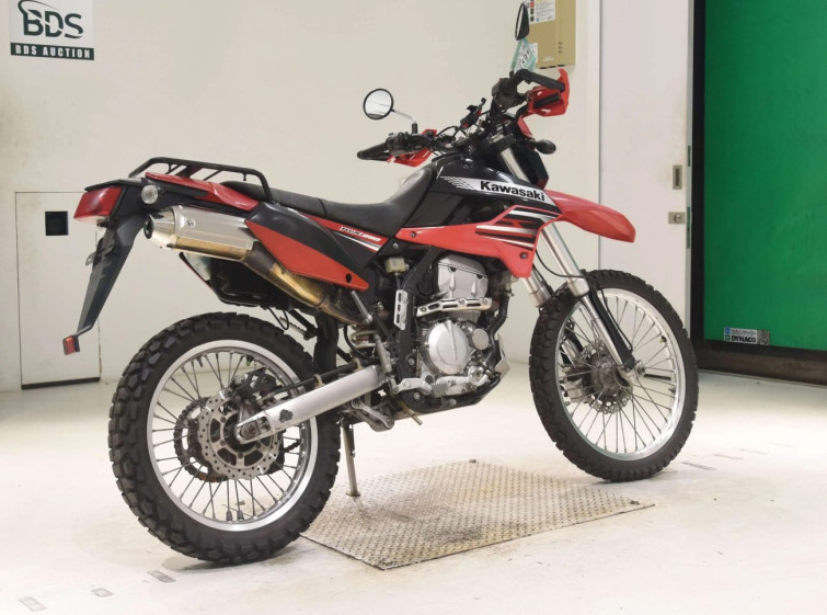 Мотоцикл Kawasaki KLX250 с пробегом 36235 km