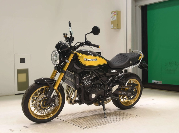 Мотоцикл Kawasaki Z900RS SE с пробегом 2247 km