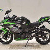 Мотоцикл Kawasaki NINJA400 з пробігом 4107 km