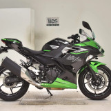 Мотоцикл Kawasaki NINJA400 з пробігом 4107 km