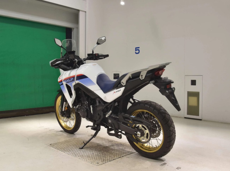 Мотоцикл Honda XL750TRANSALP з пробігом 5981 km