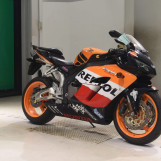 Мотоцикл Honda CBR1000RR с пробегом 8579 km