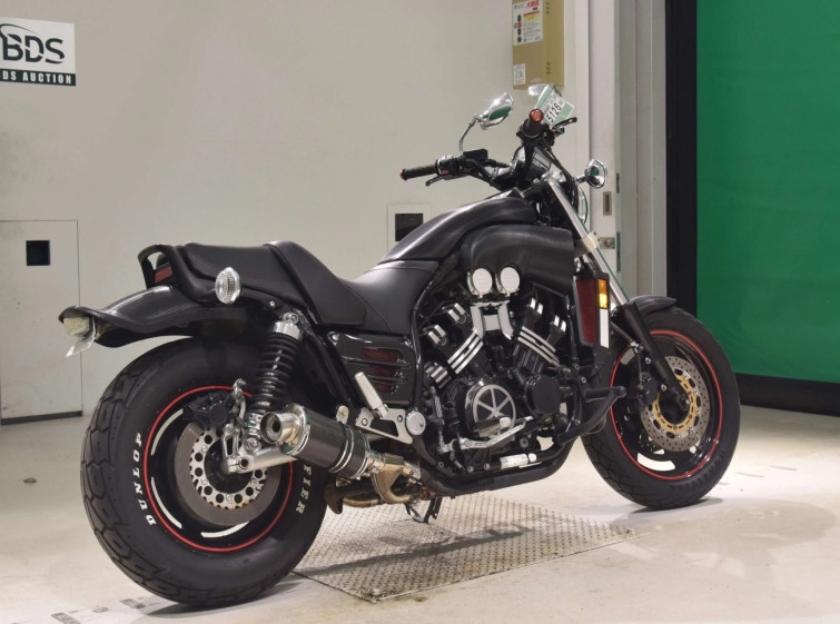 Мотоцикл Yamaha V-MAX1200 з пробігом 27395 km