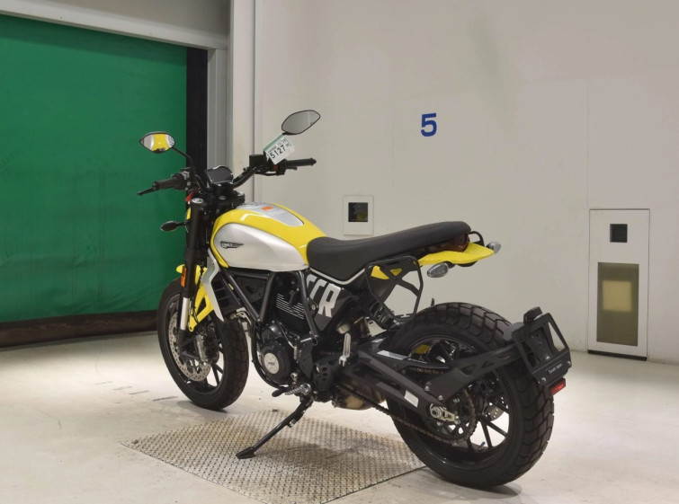 Мотоцикл Ducati SCRAMBLER 803 ICON з пробігом 3167 km