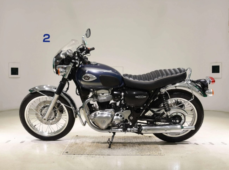 Мотоцикл Kawasaki W800 з пробігом 7272 km