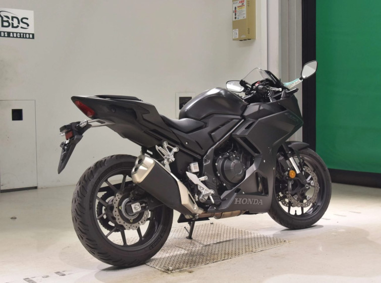 Мотоцикл Honda CBR400R-3 с пробегом 9261 km