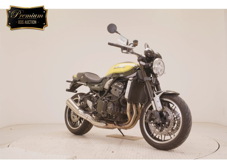 Мотоцикл Kawasaki Z900RS з пробігом 9682 km