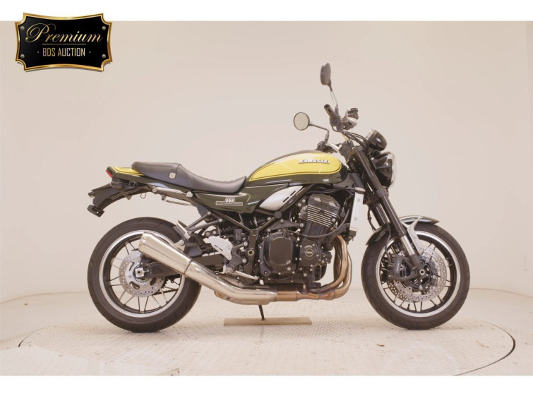 Мотоцикл Kawasaki Z900RS з пробігом 9682 km