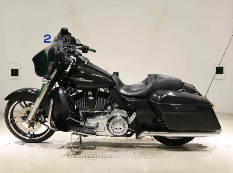 Мотоцикл HD SREET GLIDE FLHX1690 с пробегом 13319 km