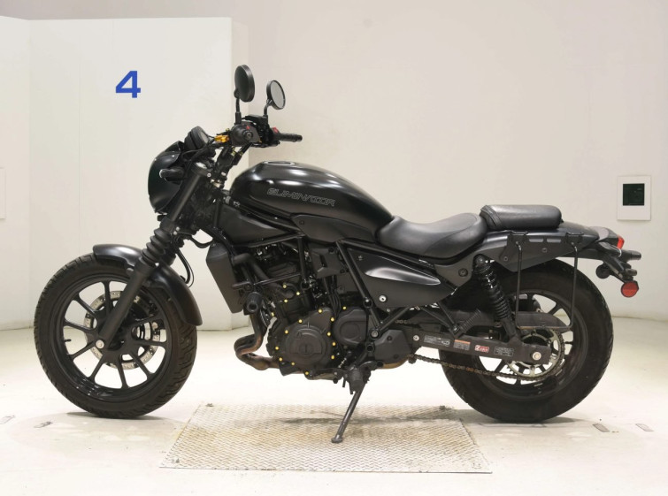 Мотоцикл Kawasaki ELIMINATOR 400SE с пробегом 11340 km