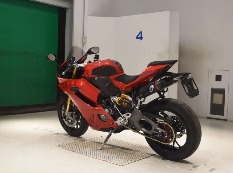 Мотоцикл Ducati PANIGALE V2S с пробегом 4366 km