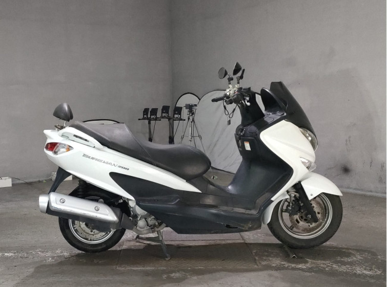 Мотоцикл Suzuki BURGMAN 200 с пробегом 27673 km