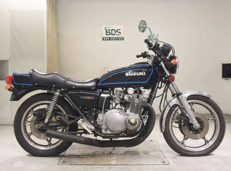Мотоцикл Suzuki GS750E з пробігом 30067 m