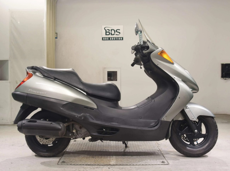 Мотоцикл Honda FORESIGHT с пробегом 27762 km