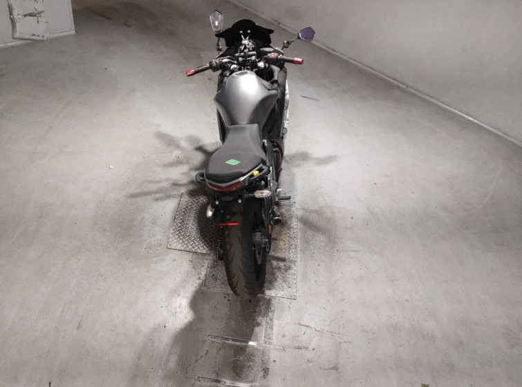 Мотоцикл Kawasaki NINJA400