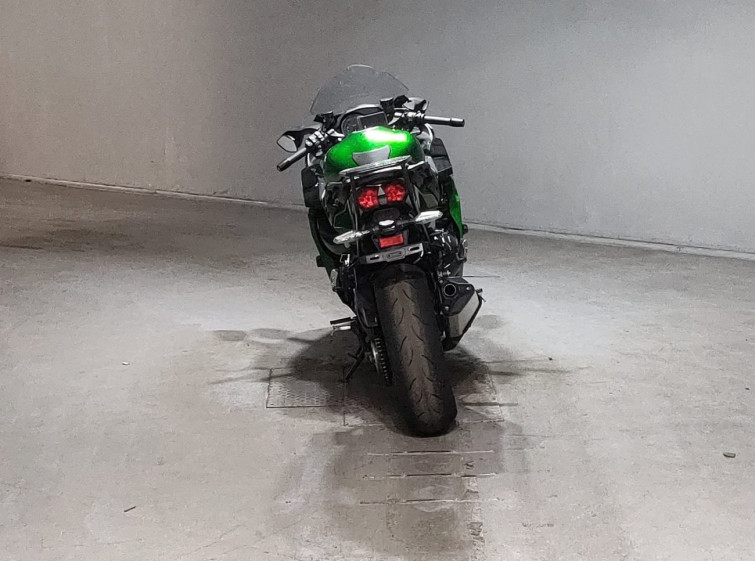 Мотоцикл Kawasaki NINJA H2 SX SE з пробігом 47040 km