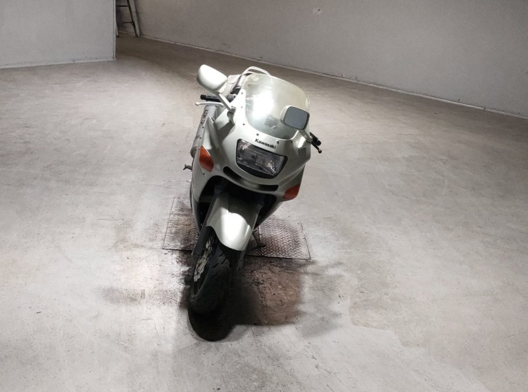 Мотоцикл Kawasaki ZZ-R400 з пробігом 20277 km